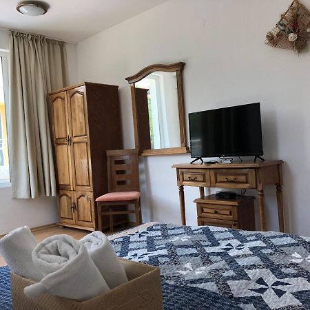 Family Hotel Littoral Sozopol Buitenkant foto