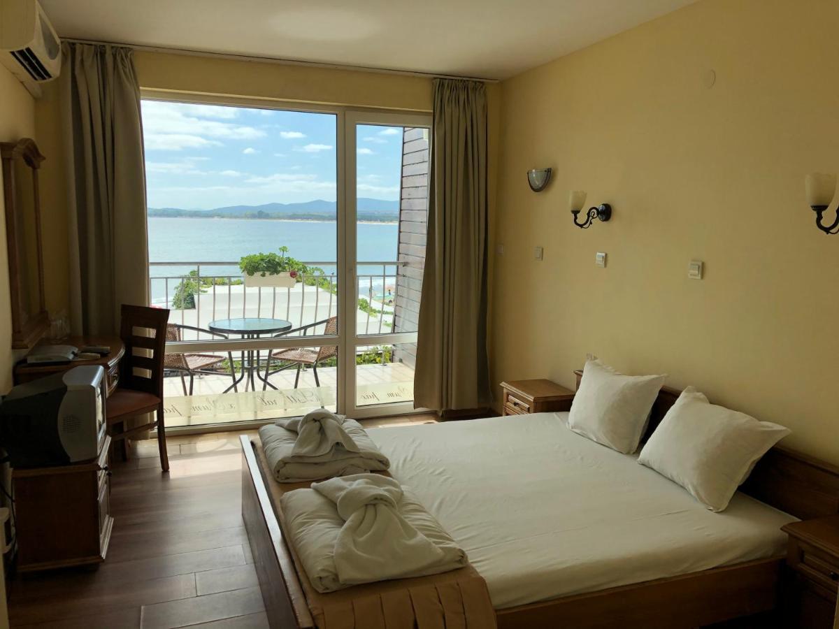 Family Hotel Littoral Sozopol Buitenkant foto