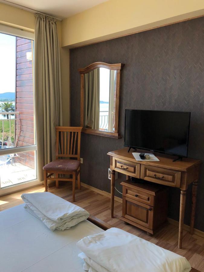 Family Hotel Littoral Sozopol Buitenkant foto